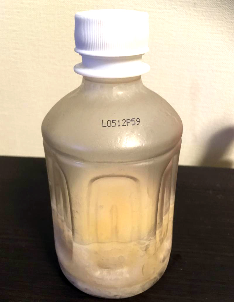 seiekitame02 - 飲ませる用の精液ザーメンペットボトルタンクだいぶ溜まってきました